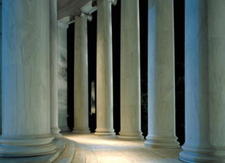 Разновидности фасадных колонн