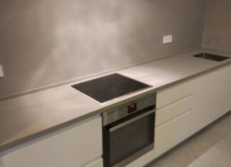 Изготовление изделий из искусственного камня на заказ: достоинства искусственного камня