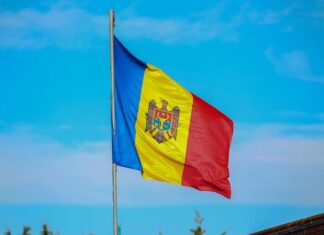 Администрация президента Молдавии открестилась от призывов выслать посла РФ