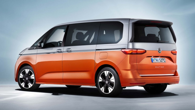 Volkswagen T7 Multivan 2022 года: опубликованы цены и комплектации