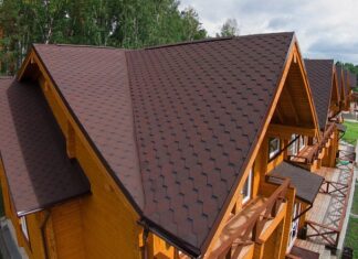 Гибкая черепица: плюсы и минусы материала, особенности монтажа