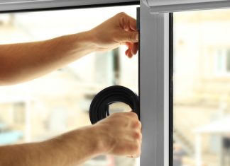 Замена уплотнителя на пластиковом окне