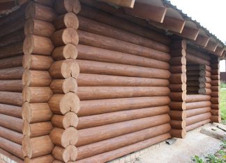 Чем полезна и как выполняется шлифовка сруба?