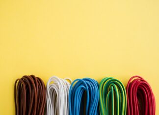 Силовые кабели: принципы работы, типы и применение в промышленности