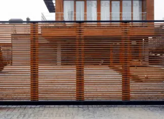 Уличные ворота – виды и особенности конструкции