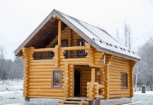 Экологичность и уют: почему бревенчатые дома снова в тренде