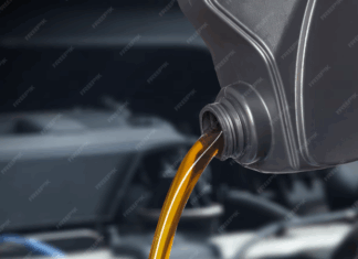 Как выбрать моторное масло и технические жидкости: практическое руководство для водителей в Казахстане