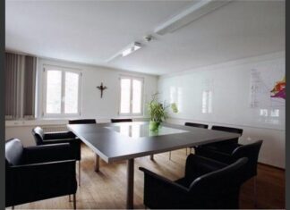 Натяжные потолки в Солнечногорске: стиль и практичность для дома